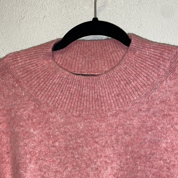 Woolen Bloom NWT Size Large Pink Mock Turtleneck Oversized Boxy Sweater 4300 - Picture 3 of 11